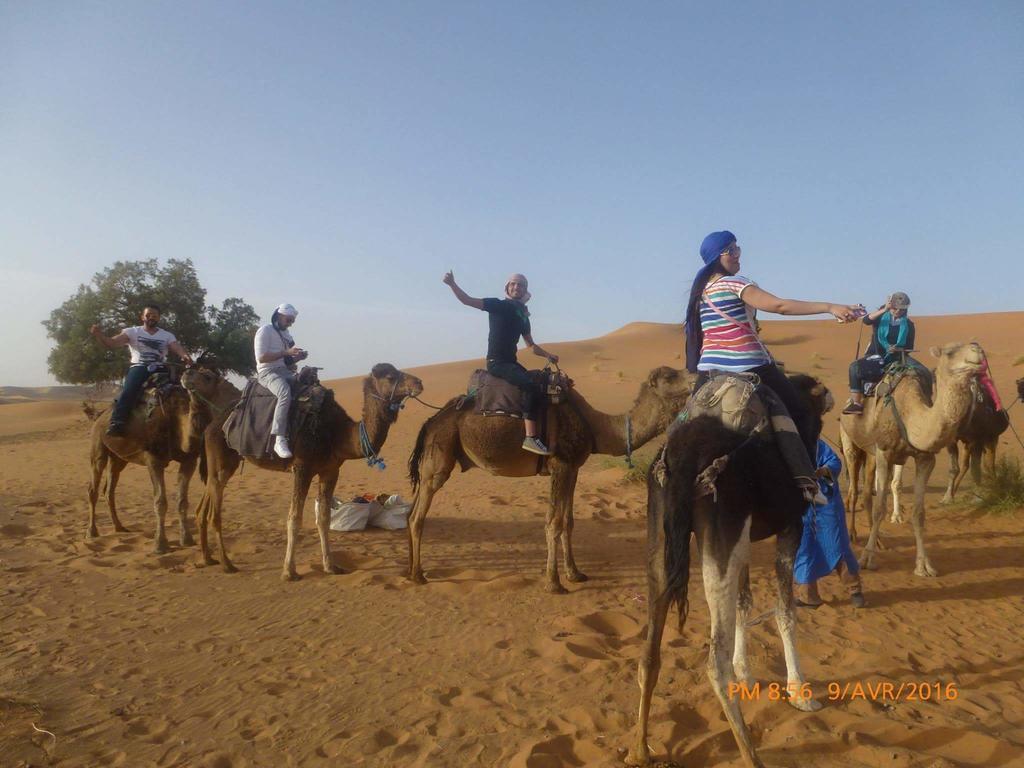 Hotel Bivouac Erg Znaigui Merzouga Exterior foto